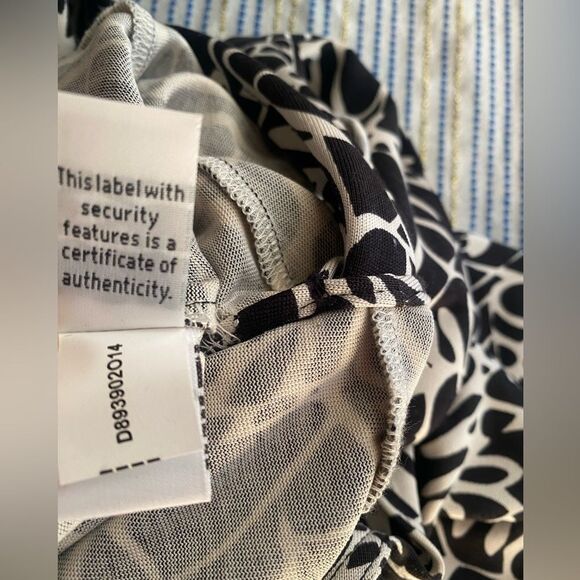 Diane Von Furstenberg Jersey Wrap Dress Jeanne Two-Scribbles Black & White Sz 6 - Picture 13 of 13